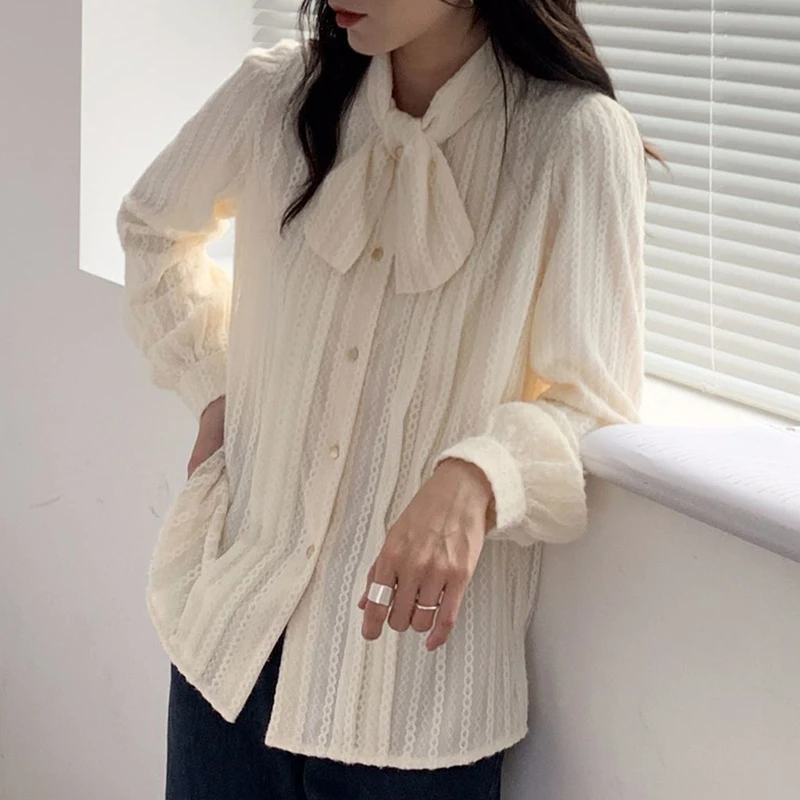 Vintage Thick Lace Bow Shirts Women Autumn Winter New Warm Long Sleeve Cardigan Tops Korean Fashion All Match Female Blouse