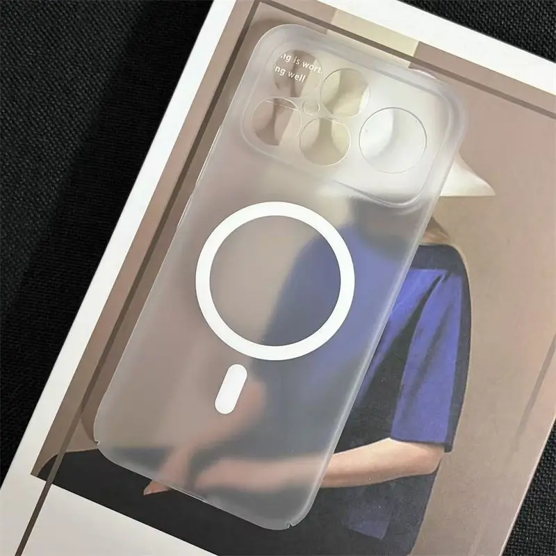 حافظة لهاتف POCO F8 Pro غطاء كمبيوتر فائق المغناطيسي شفاف متجمد صديق للبشرة لهاتف POCO F 8 Pro Ultra المقاوم للصدمات Funda