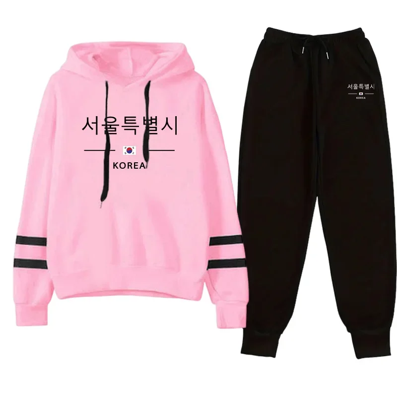 

Весна 2026: Горячая распродажа! Женский спортивный костюм с полосатым принтом, худи и брюки. Комфортный повседневный комплект для активного отдыха и бега. Модный, качественный, из двух предметов.