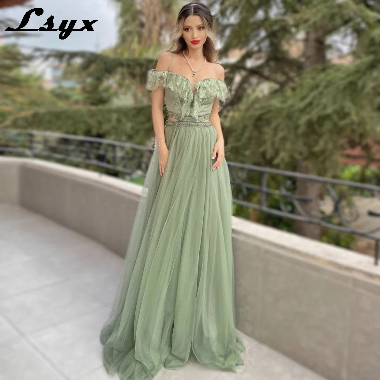 

LSYX Customized Evening Dress A-Line Sweetheart Off Shoulder Ruffles Tulle Appliques Beads Floor Length Court Train Prom Gown