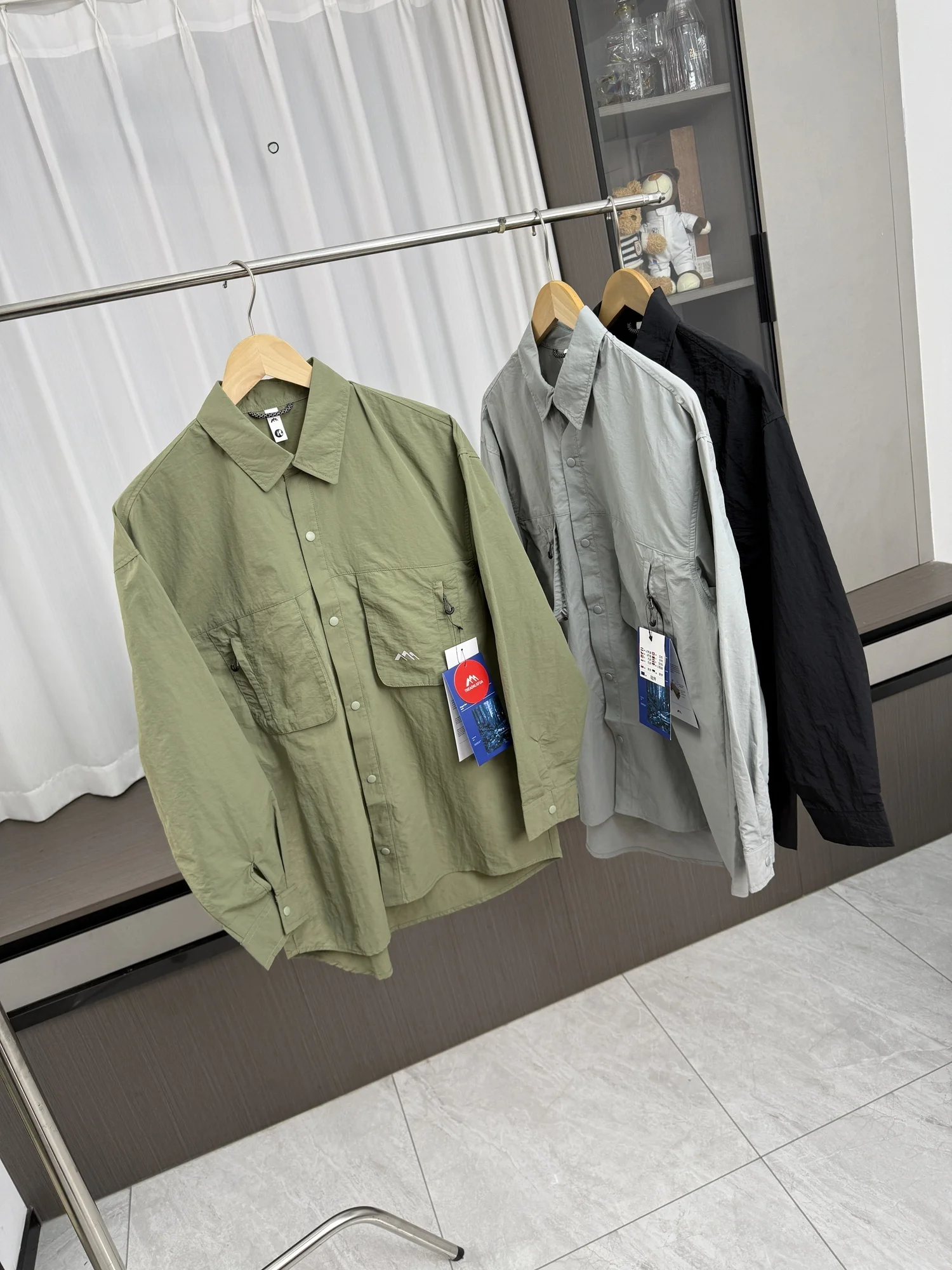 

Lightweight Comfortable Men's Casual irt Spring Summer Loose Fit Faionable Urban Sle Stand Edition Long Sve Pure ...