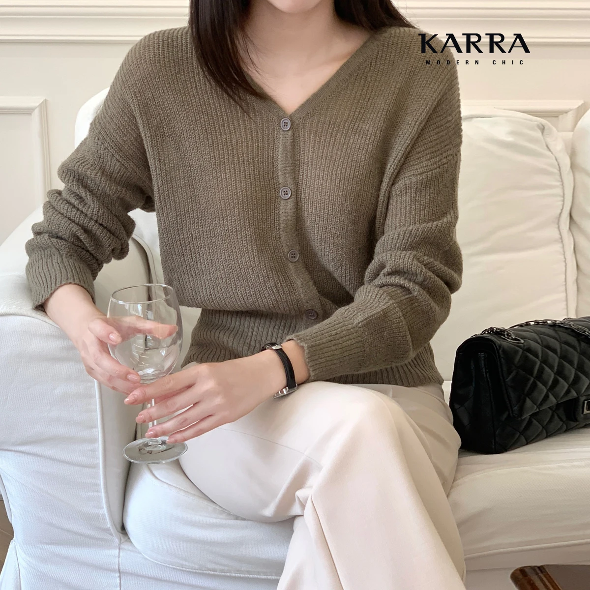 KARRA FLUFY BURTON V-Neck CARDAGAN_KB3FCD019C