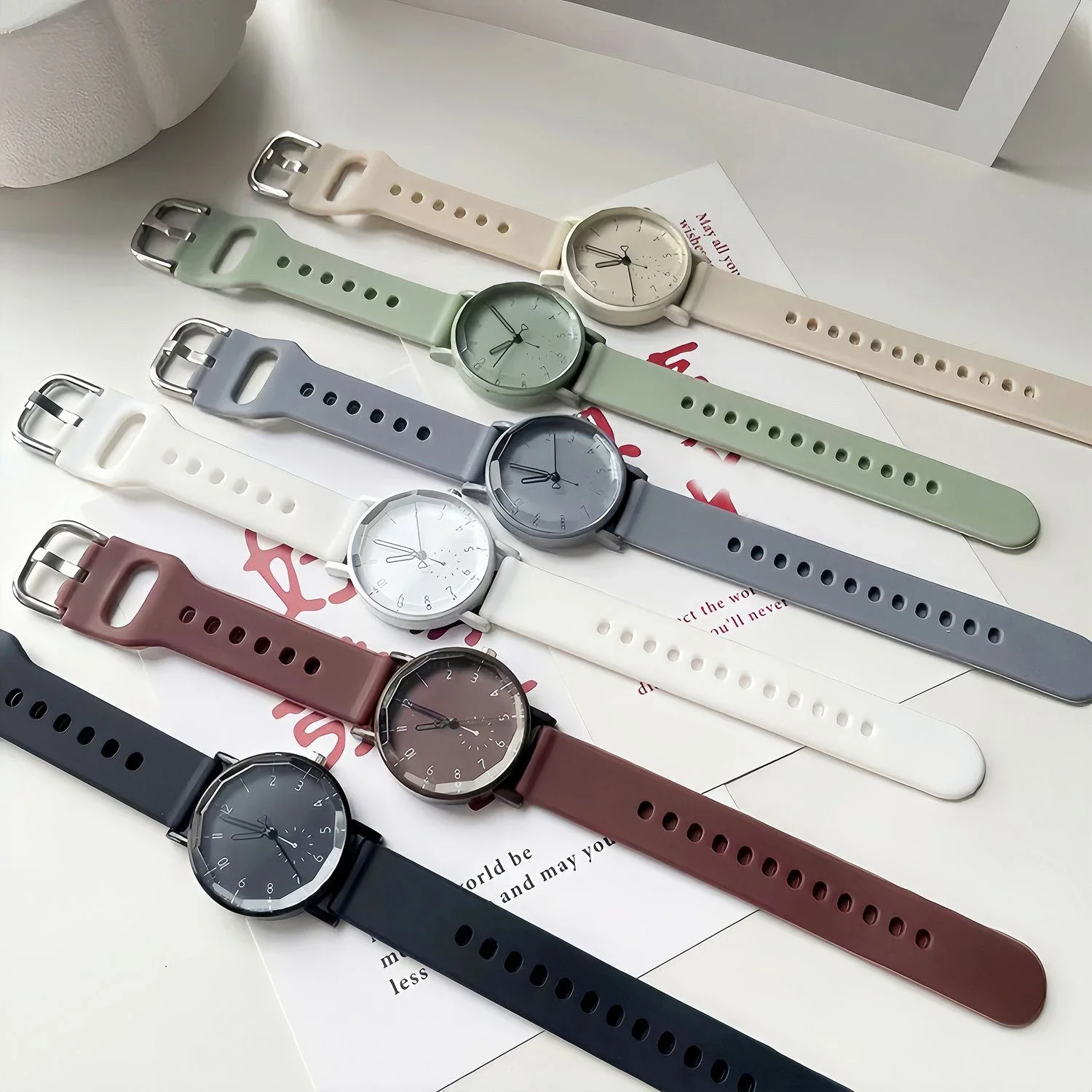 Fashion Candy Color Silicone Band Women Quartz Watch Arabic Dial Girls Students Wristwatch