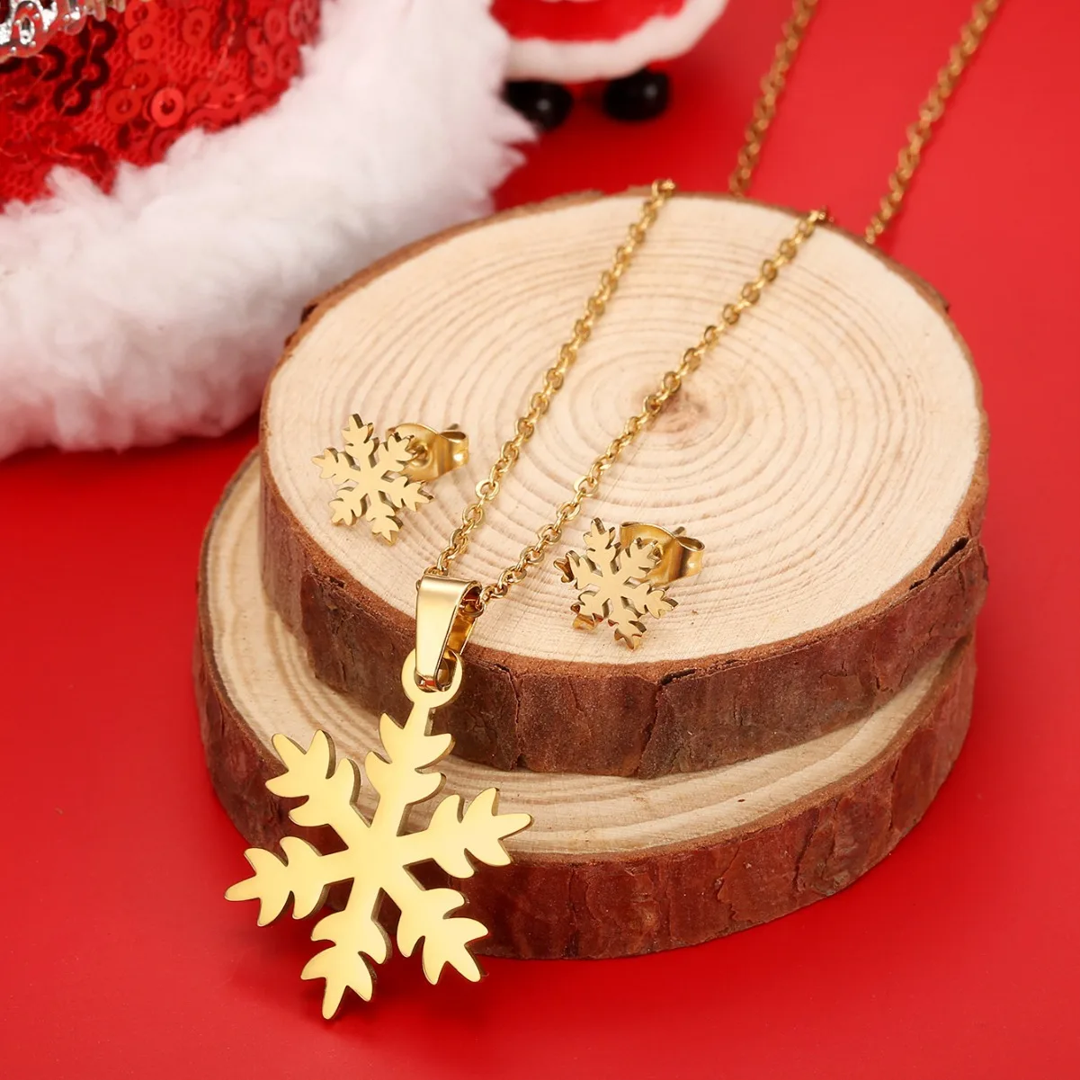 1 Set Simple Stainless Steel Glossy Snowflake Necklace and Earrings Christmas Set Suitable for daily wear and holiday gifts