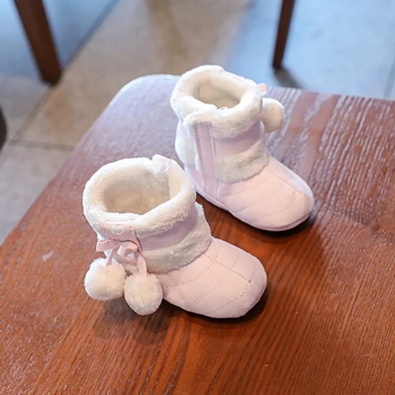 Zapatos de suela suave para bebé, botas gruesas y cálidas de lana de Coral, zapatos para caminar para niños y niñas de 0 a 1 año, Otoño e Invierno