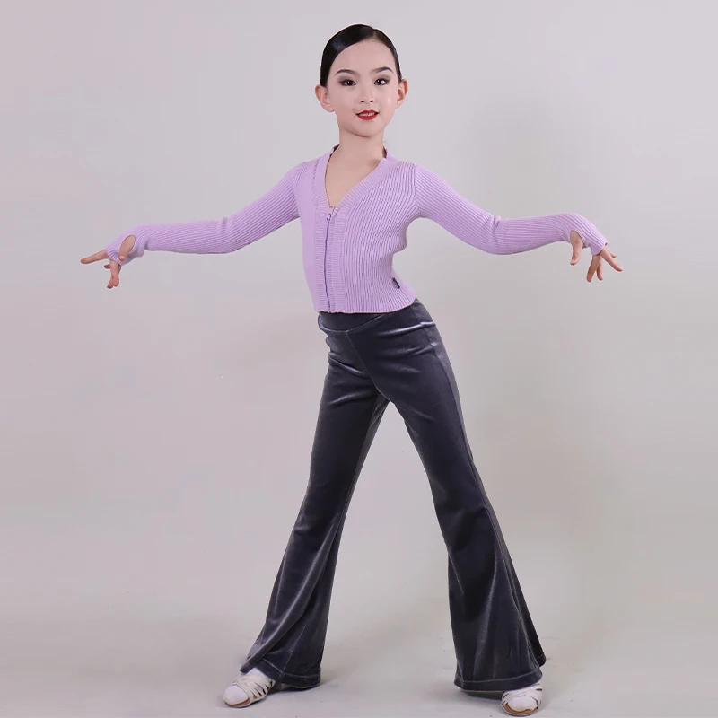 2025 أزياء ممارسة الرقص اللاتينية بلوزة برقبة على شكل حرف v دانتيل مخملي جرس قيعان السراويل تشاتشا ملابس تدريب الرقص للفتيات DQL12171