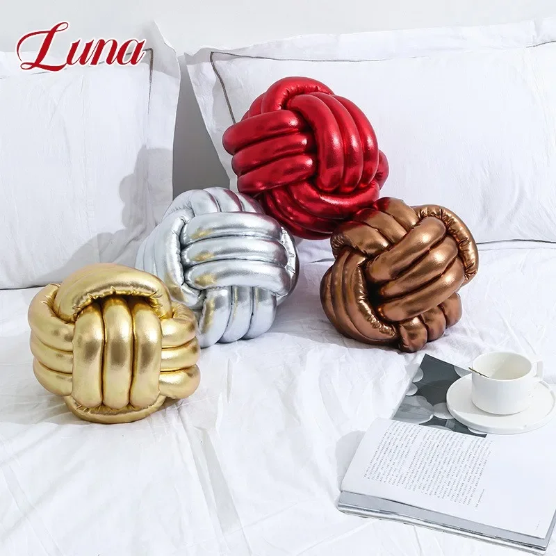 

Christmas Knot Pillow Gold Stamping Cushion Bedroom Decoration Hand Woven Spherical Shape Throw Pillows Office Chair Cushions