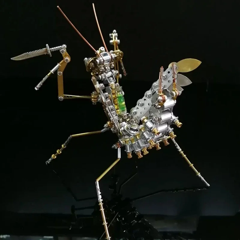 DIY Metal Big Knife Mantis Model Kit Steampunk Mechanical Insects DIY Assembly Toy 3D Puzzle Toy for Kids Adults Gifts