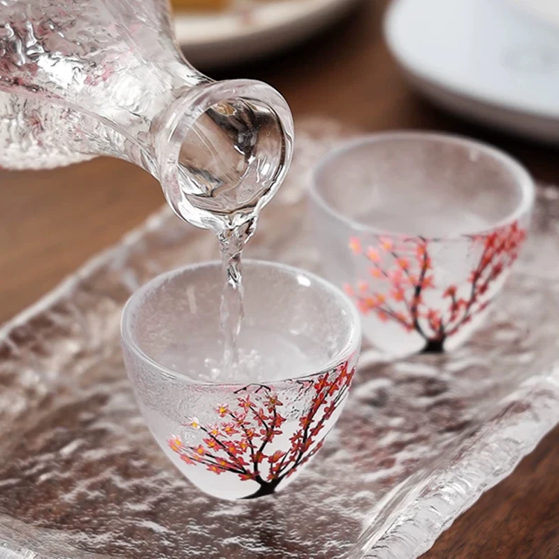 

Japanese Style Hand-Painted Glass Sakura Sake Bottle, Hammered Pattern Sake One Wine Pot Four Cups Set, Home Restaurant Supplies