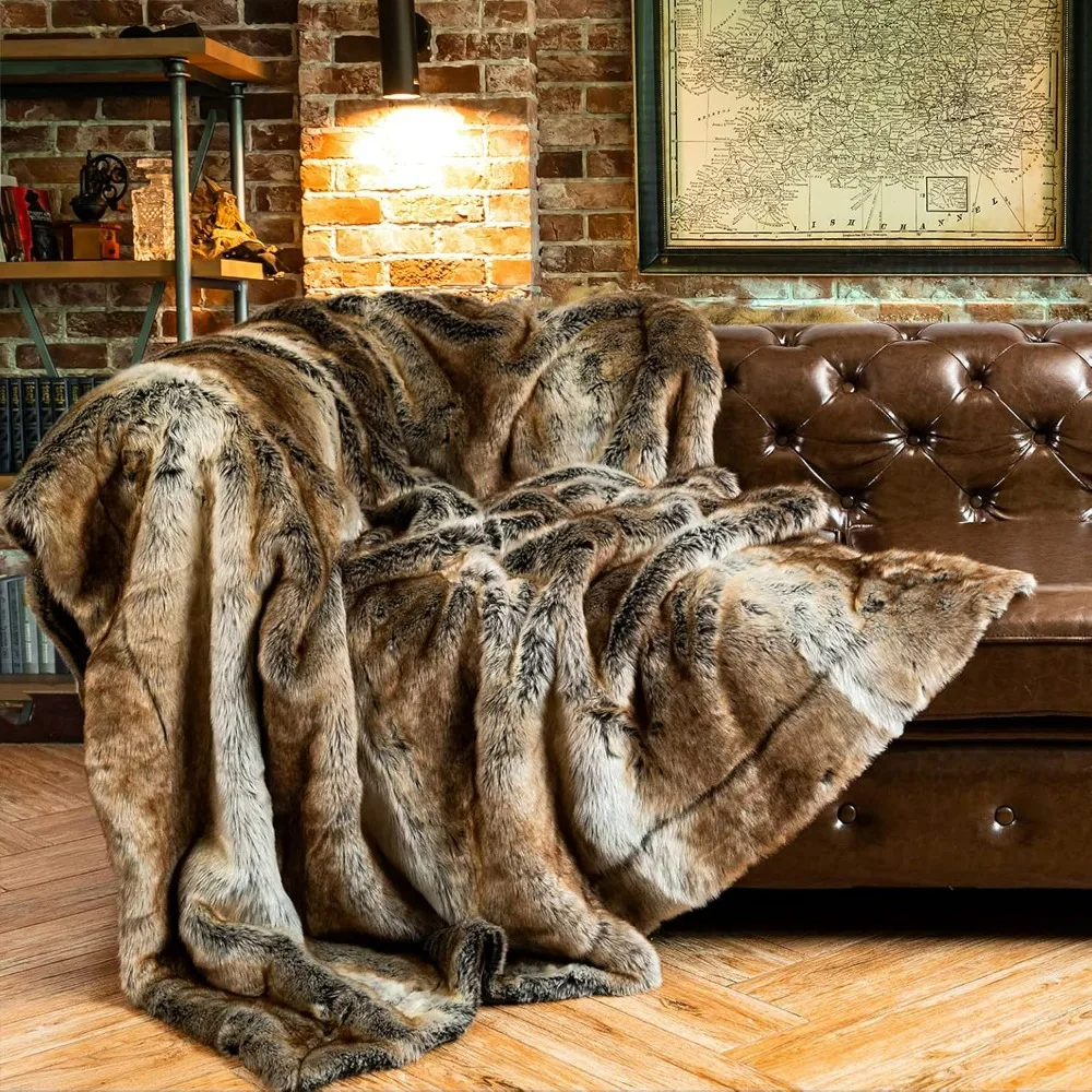 

Large Brown Faux Fur Throw Blanket for Bed, Fall Fur Blanket and Throws, Super Soft Fuzzy Thick Warm Blankets for Couch