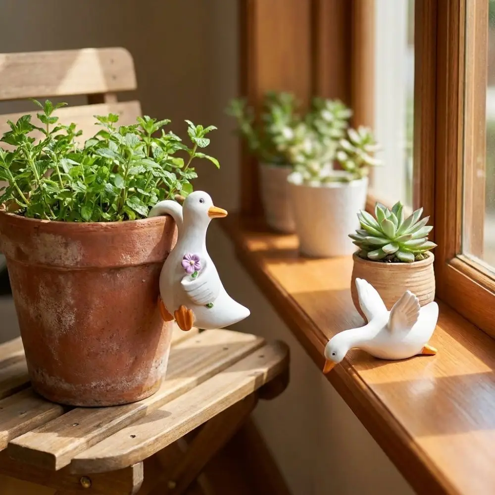 3PCS/SET Resin Duck Flowerpot Pendant Adorable Shape Realistic Flower Pot Decor Whimsical Style Simulated Animal Ornaments