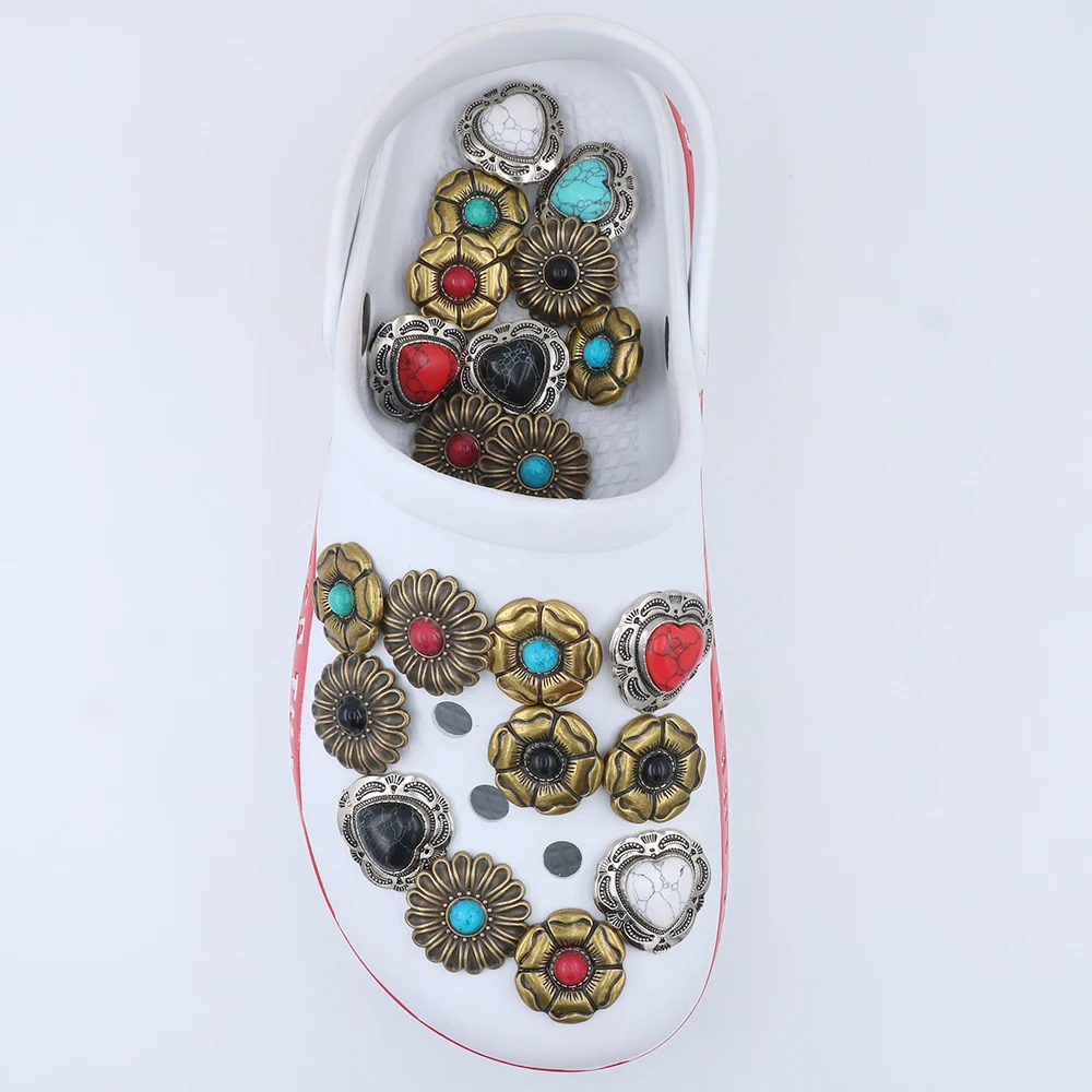 Shoe クロックス Charm Decorations Silvery Heart Shape Turquoise Metal Golden Flowers Sandals Accessories Punk Style Kids Gift 1 Pcs