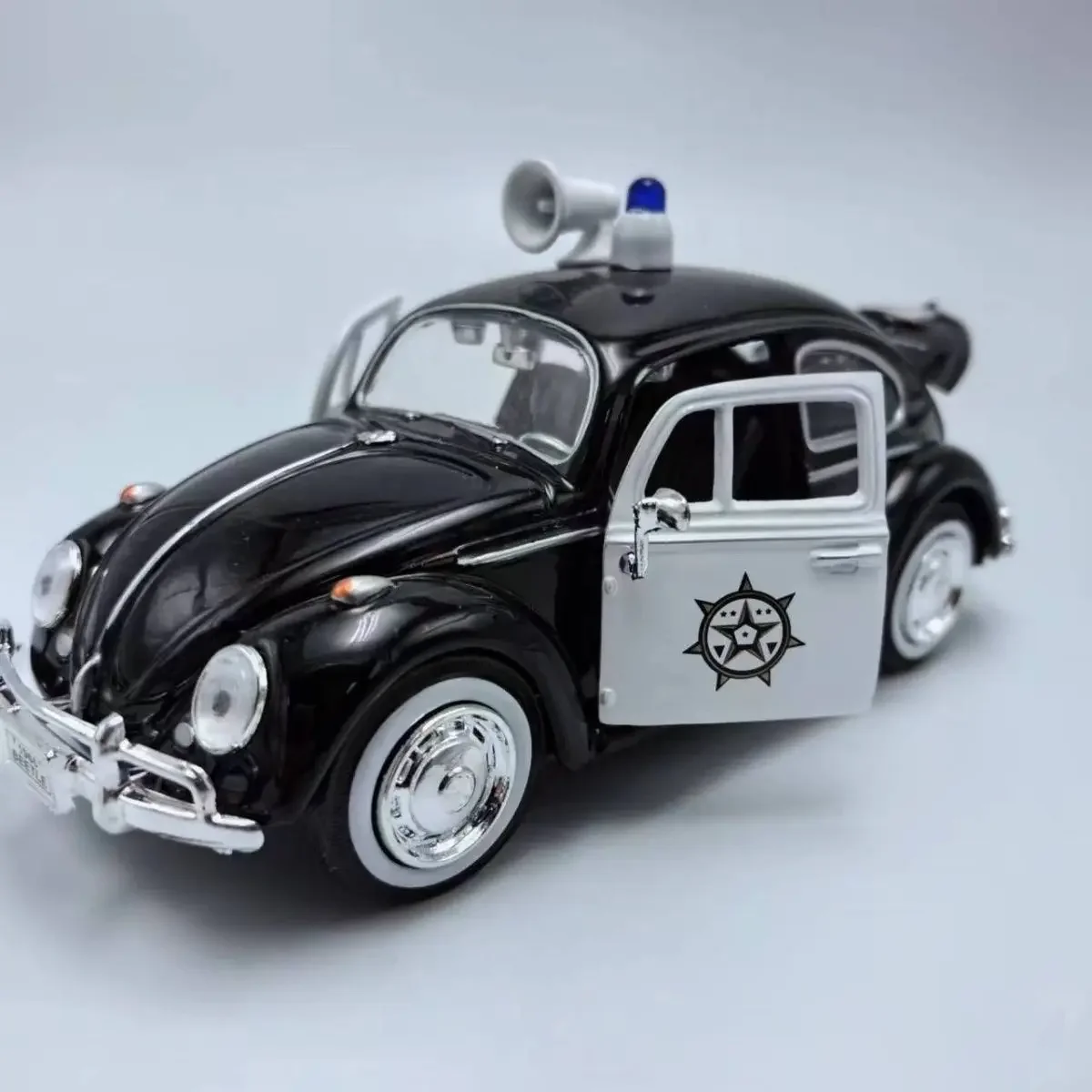 2024 New 1:24 Classic Car Beetle Alloy Car Diecasts & Toy Vehicles Car Model Miniature Scale Model Car Toys Collect For Children