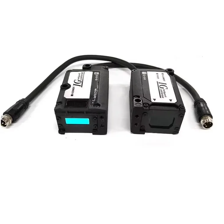 

IG-010 Laser Micrometer High-precision Laser Displacement Measurement Diameter Correction Width Gap Sensor IG-010