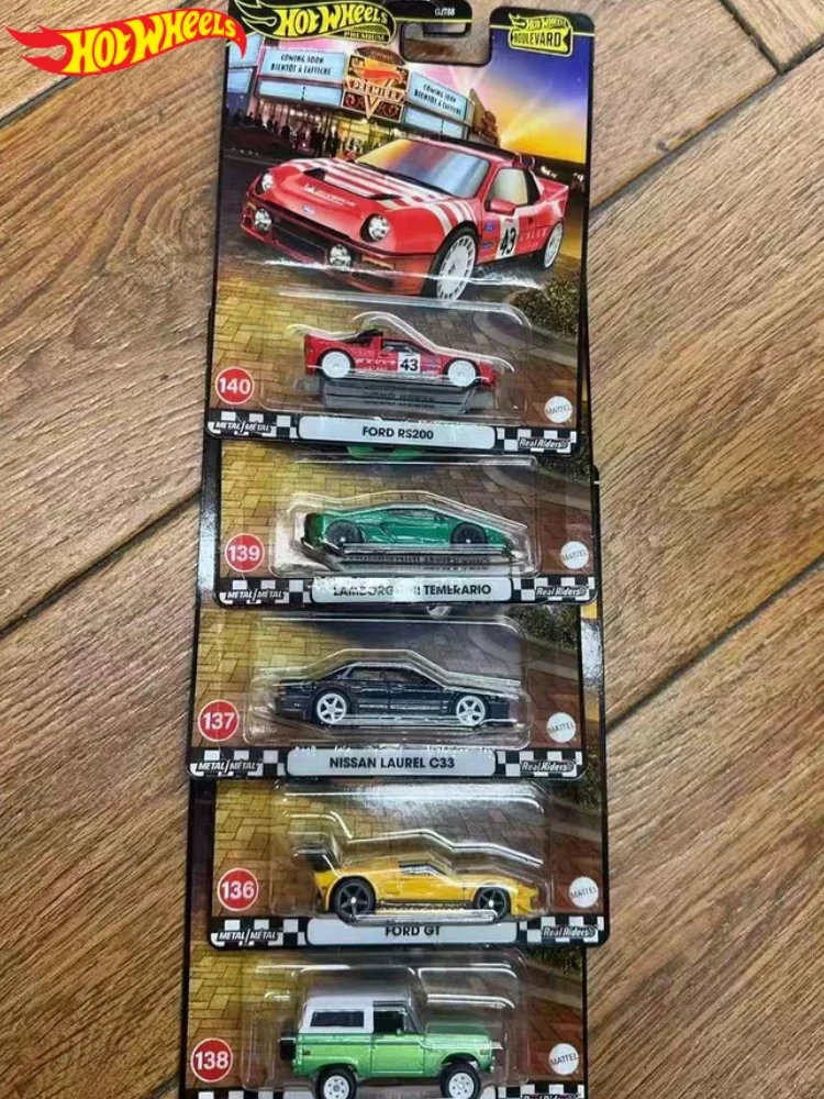 

Набор литых машин Hot Wheels Premium Boulevard 2025 No.136-140 в масштабе 1/64 — Ford GT Lamborghini Nissan — D Case Play Vehicles