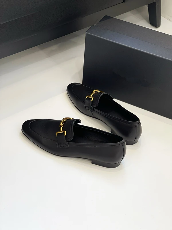 Withered French Minimalist Gold Buckle Sheepskin Flat Shoes Casual Commuter Loafers Women Fashion Elegant Black