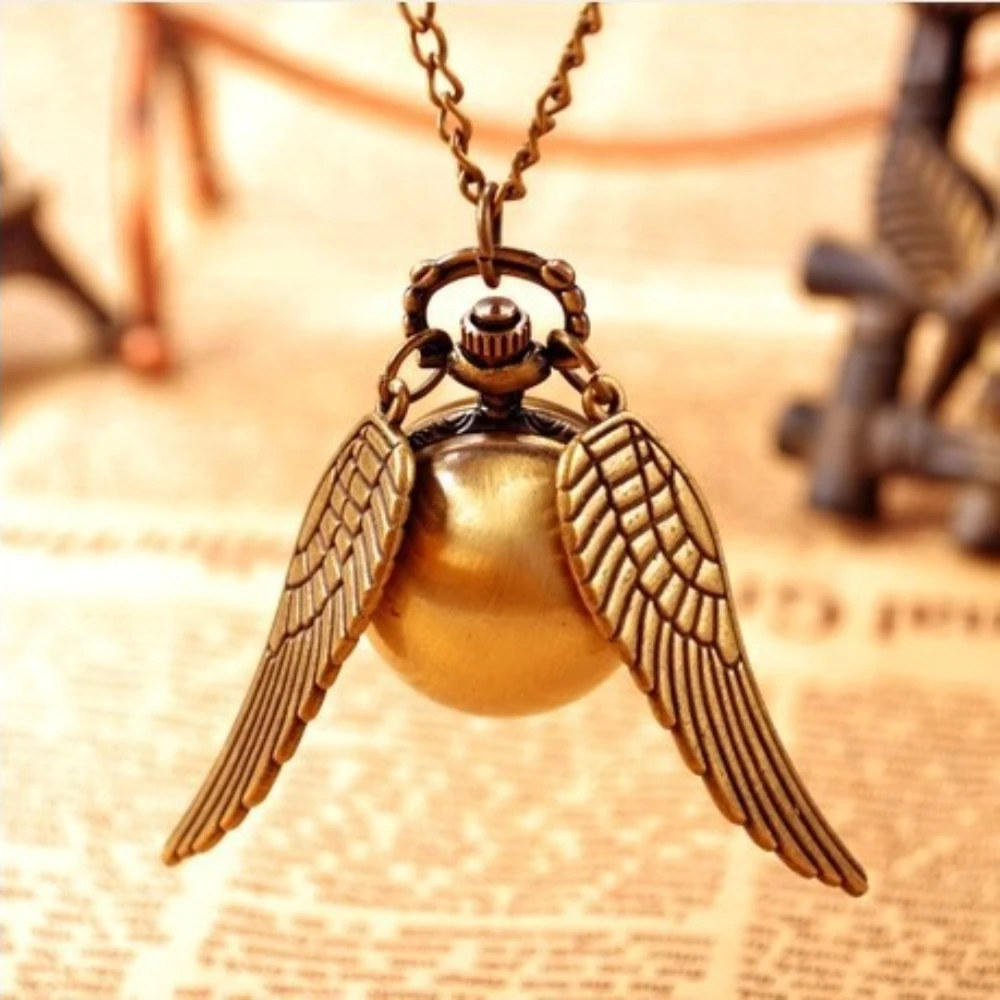 Harried Pocket Watch Golden Snitch Bronze Beetle Creative Pendant Potters Vintage Pocket Watch Men\'s Women\'s Sweater Necklace