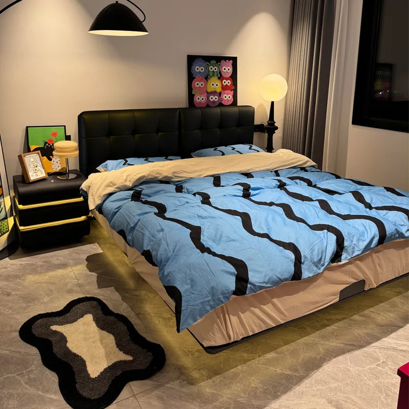 

Leather bed first layer cowhide Italian minimalist ultra-thin bedside medium antique large flat layer black flush edge suspensio