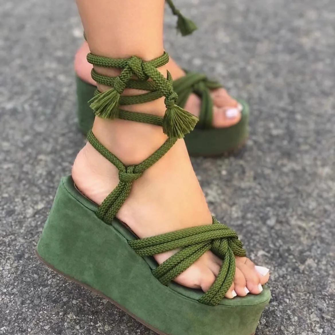 

Women's shoes summer new fish mouth strap wedge sandals women's European beautiful large size platform