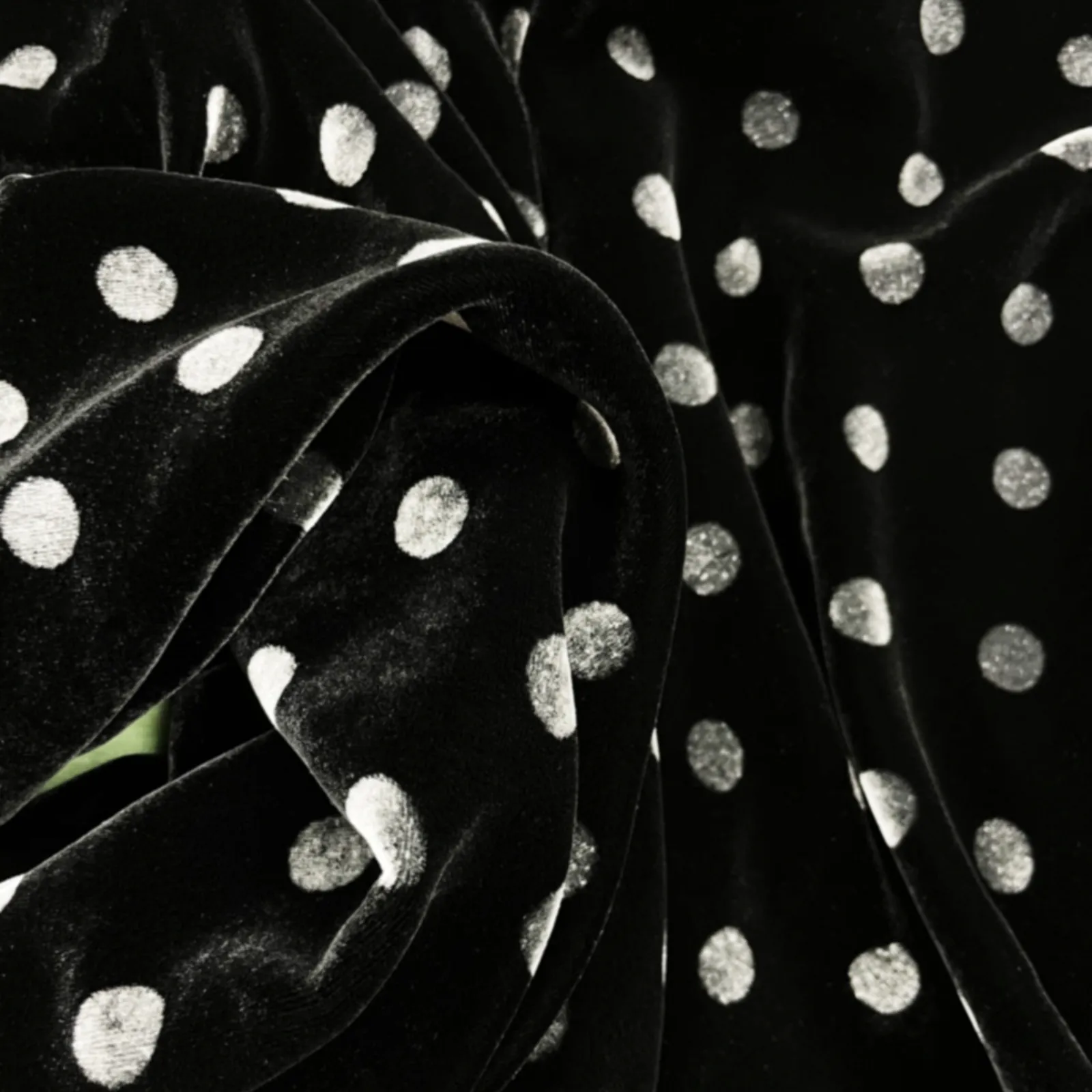 Silk Silk Velvet Black Background White Dot Polka Dot Wide Custom High-End Tops Suit Cheongsam Vest Fabric