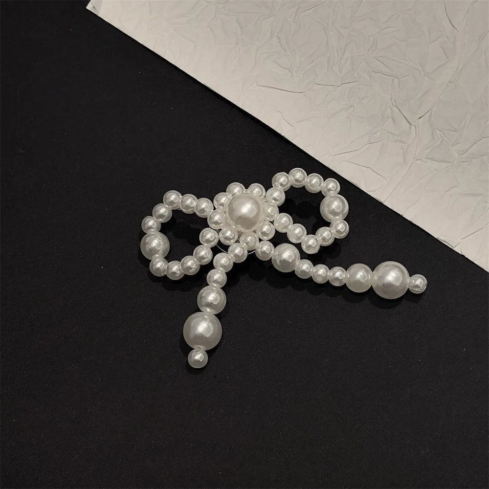 Fashino Neues 1er-Set Mary Jane Ballettschuh-Charms mit Blumenperlen, Perlenschleifen, Kristall-Schuhdekorationen und Zubehör – Detail 2