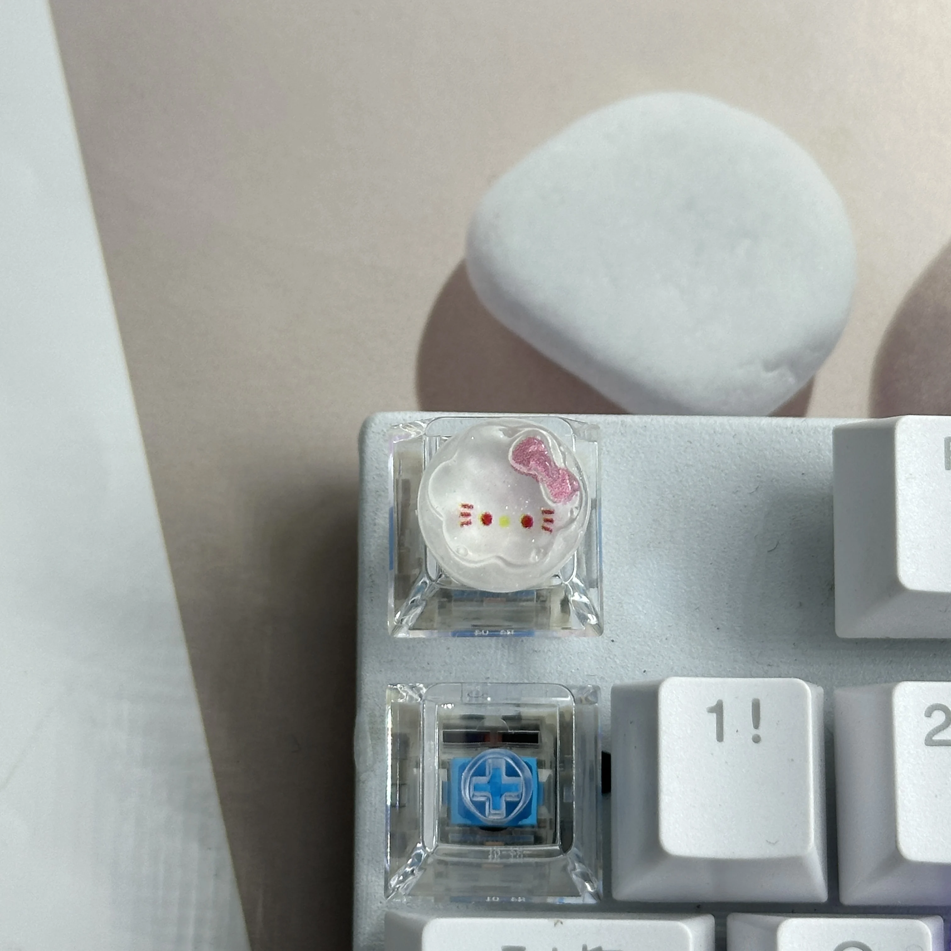 New Cartoon Cute Translucent Cute Cross Axis Mechanical Keyboard Keycaps Female Love Kuromi Customized ESC WASD Keycaps
