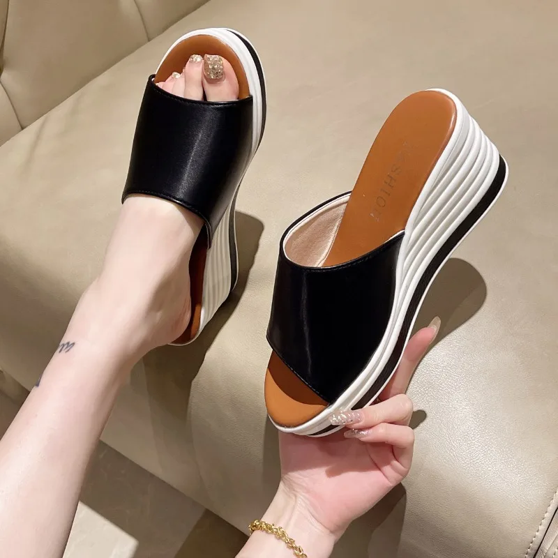 2024 Female Slippers Summer Fashion Wear Room with All-match Muffin Bottom Slope Sexy Thick Soled Sandals Tide Shoes Woman W02