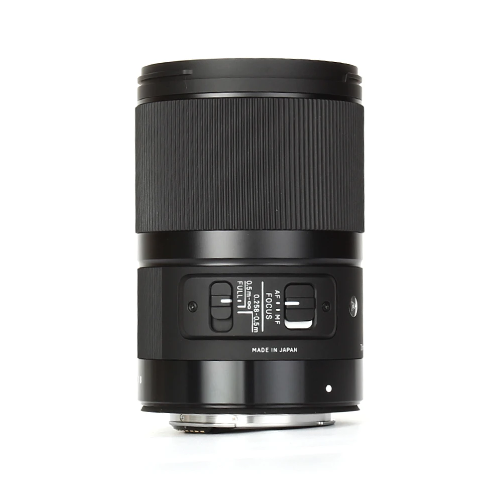 Sigma 70mm F2.8 DG MACRO Art Lens Full Frame 70mm Macro Lens For Canon Mount or Sony E mount