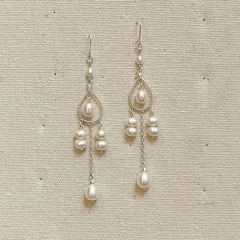 Super Sparkling Tassel Earrings, French Style, Long Earrings, High-end And Exquisite Hundred-tower Ear Hooks