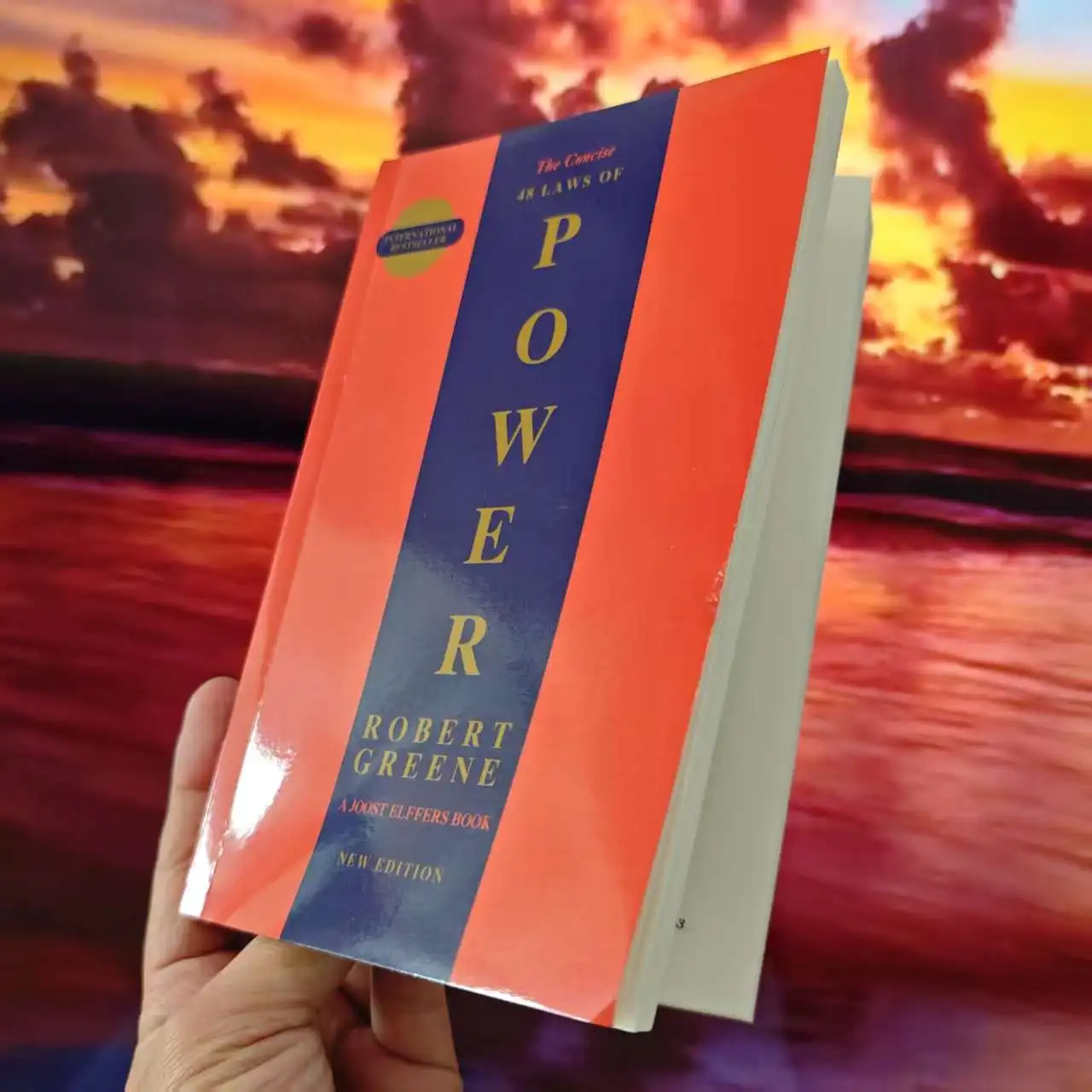 

The Concise 48 Laws of Power English Book By Robert Greene Political Leadership Political Philosophy Motivation Books for Adult