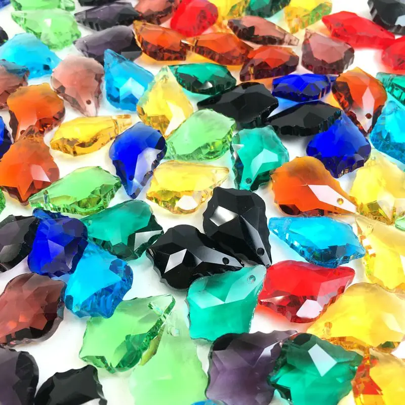 Großhandel 10 Stück Mehrfarbige Doppelseitige Kristallglas Ahornblatt Lose Abstandsperlen DIY Ohrringe Halskette Anhänger Schmuck Geschenke – Detail 1