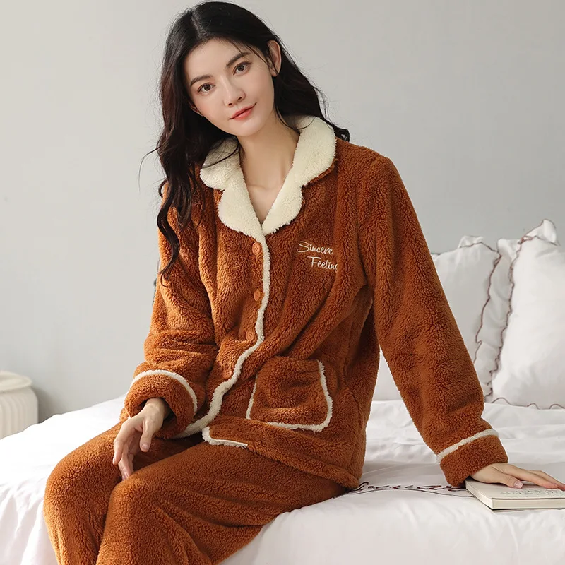 pyjama-en-flanelle-a-manches-longues-vetement-de-nuit-decontracte-en-velours-et-laine-de-corail-chemise-et-pantalon-a-revers-costume-de-nuit-pour-la-maison