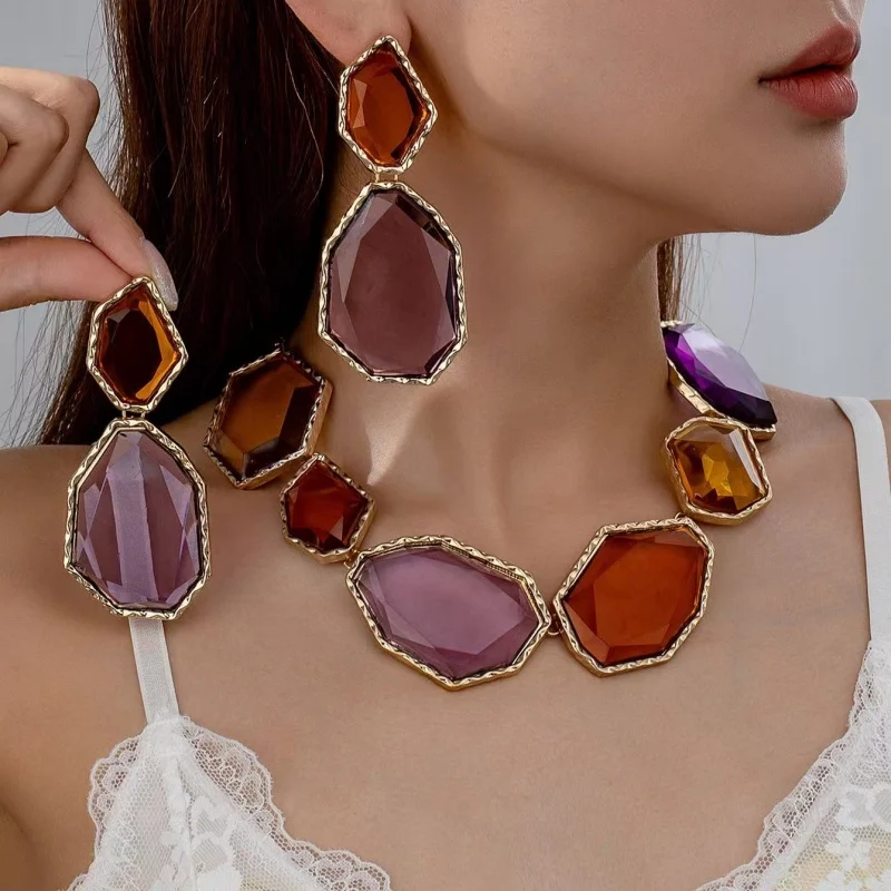 

Metal Earrings Necklace for Women Set Exaggerated Geometric Gemstone Collarbone Chain Unique Design Party Evening Accessory