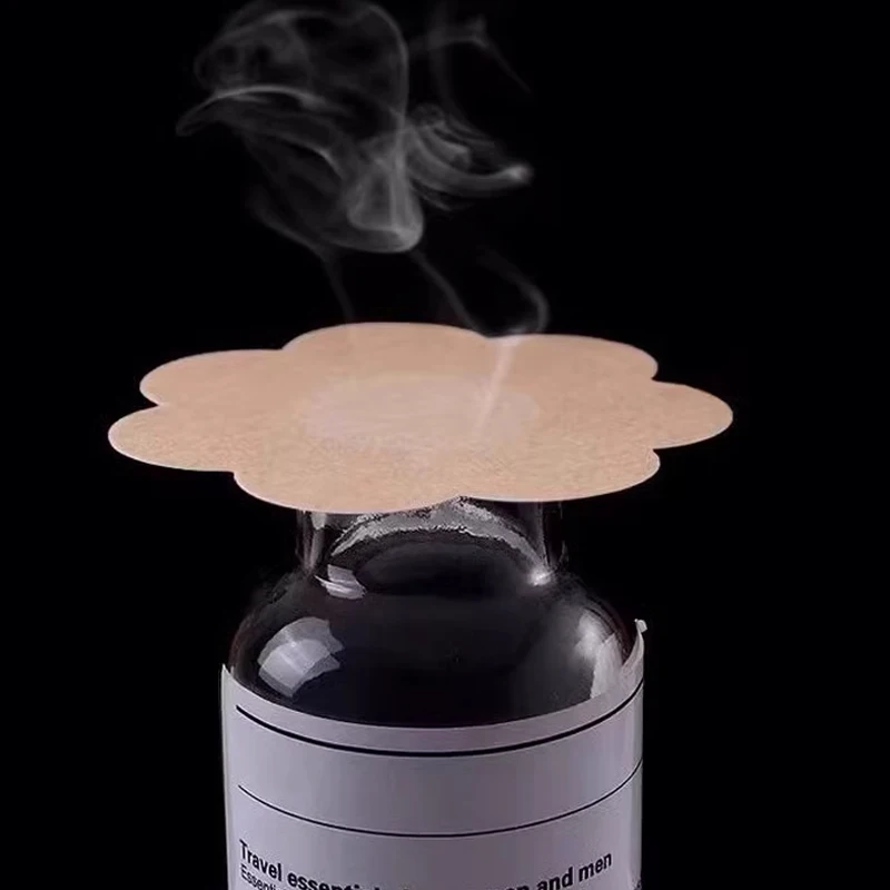 300pcs 여성 보이지 않는 일회용 젖꼭지 커버 스티커 꽃 라운드 자기 접착 유방 브래지어 패딩 가슴 통기성 패치 브래지어