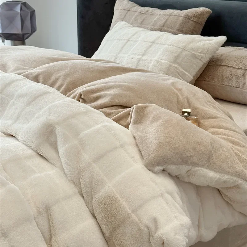 Thick Warm Rabbit Plush Bedding Four Piece Set Solid Color Bed Sheet High-end Luxury Duvet Cover Home Comfort Belt Pillowcase