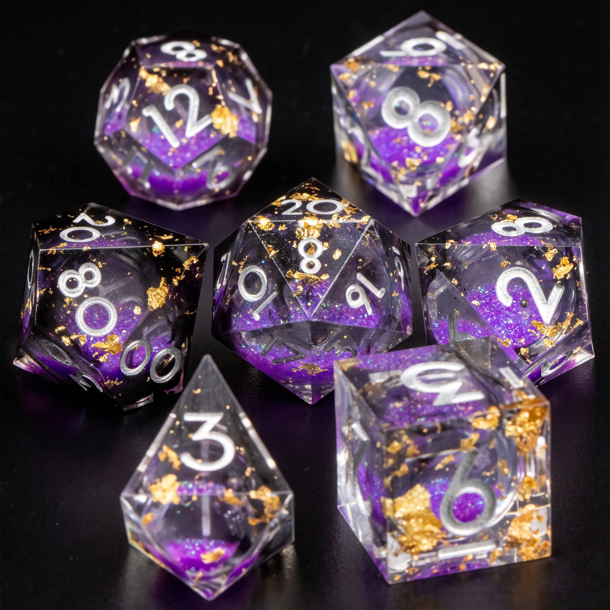 

Набор кубиков с жидким наполнением для ролевых игр, кубики с острыми краями из смолы для Dungeons and Dragons, набор кубиков D&D