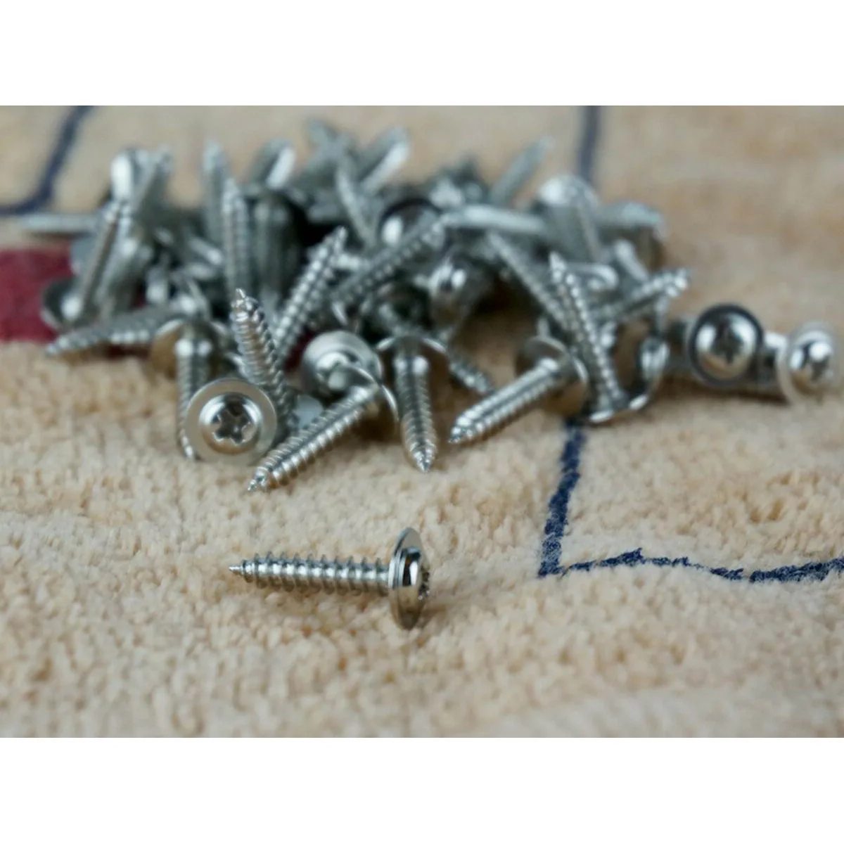 50pcs 100pcs Servo Screws M2.5x12mm PWA Cross self-tapping With Pad Head self tapping for FUTABA JR HITEC MKS EMAX KST