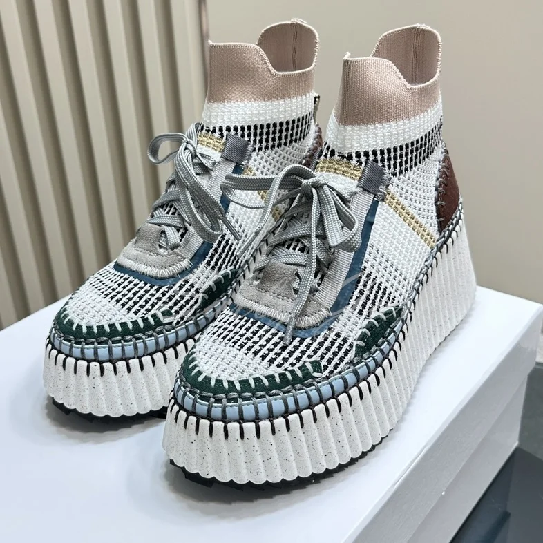 Luxury 2024 New Round Headed Mixed Colors Sport Shoes Women Thick Sole Heightened Lace up Handwoven Casual Shoes High Top Shoes