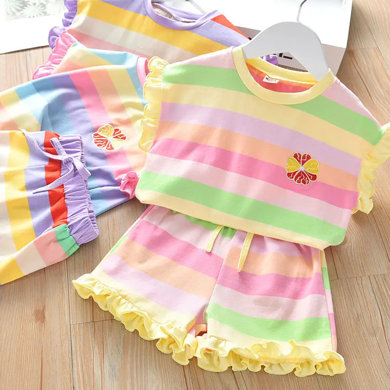 2-teiliges Sommerset für Mädchen – Oberteil mit floraler Spitze und gestreiften Shorts, atmungsaktives Baumwoll-Outfit für Kleinkinder, Babykleidung für Mädchen
