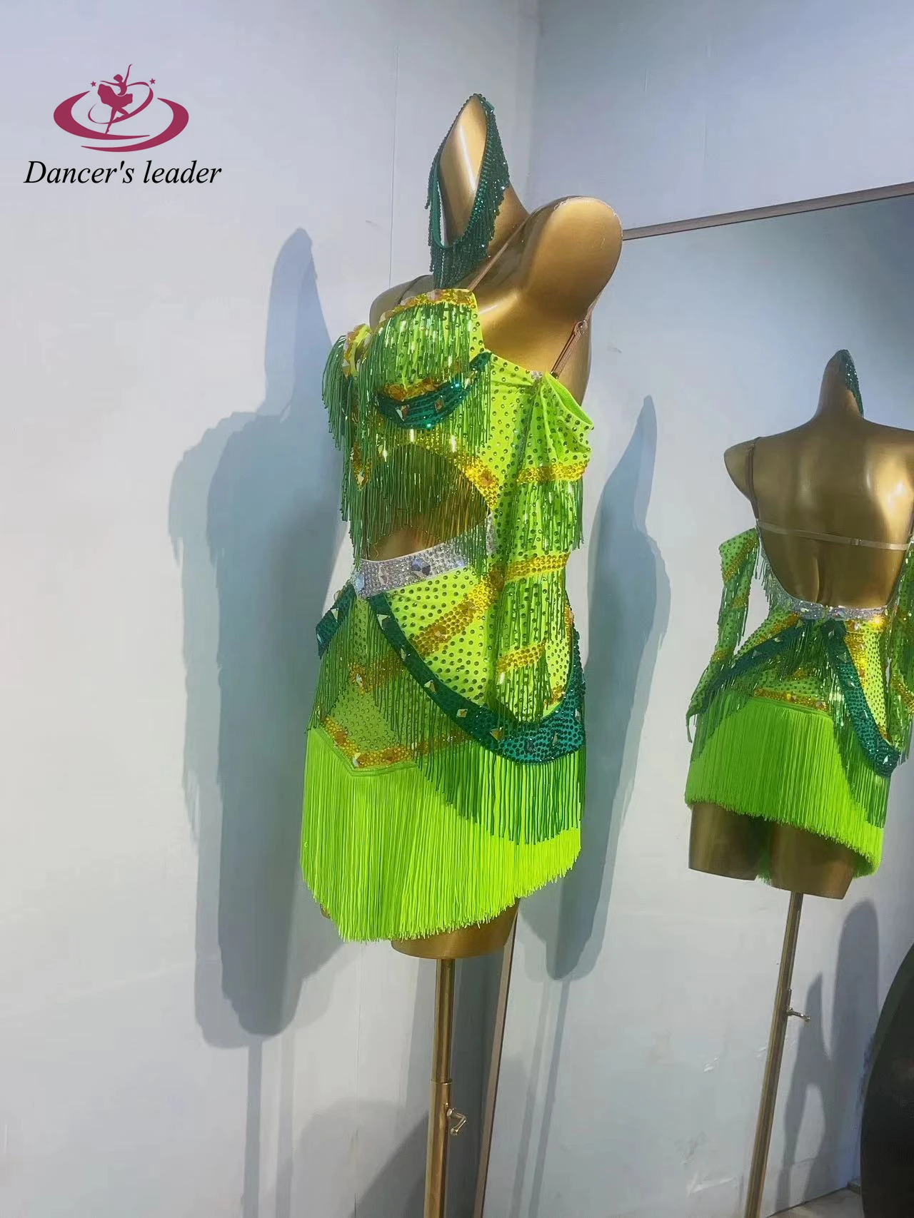 زي الرقص اللاتيني، ملابس نسائية من حجر الراين، ربط مخصص راقي، حمالة خضراء، فستان أداء السامبا