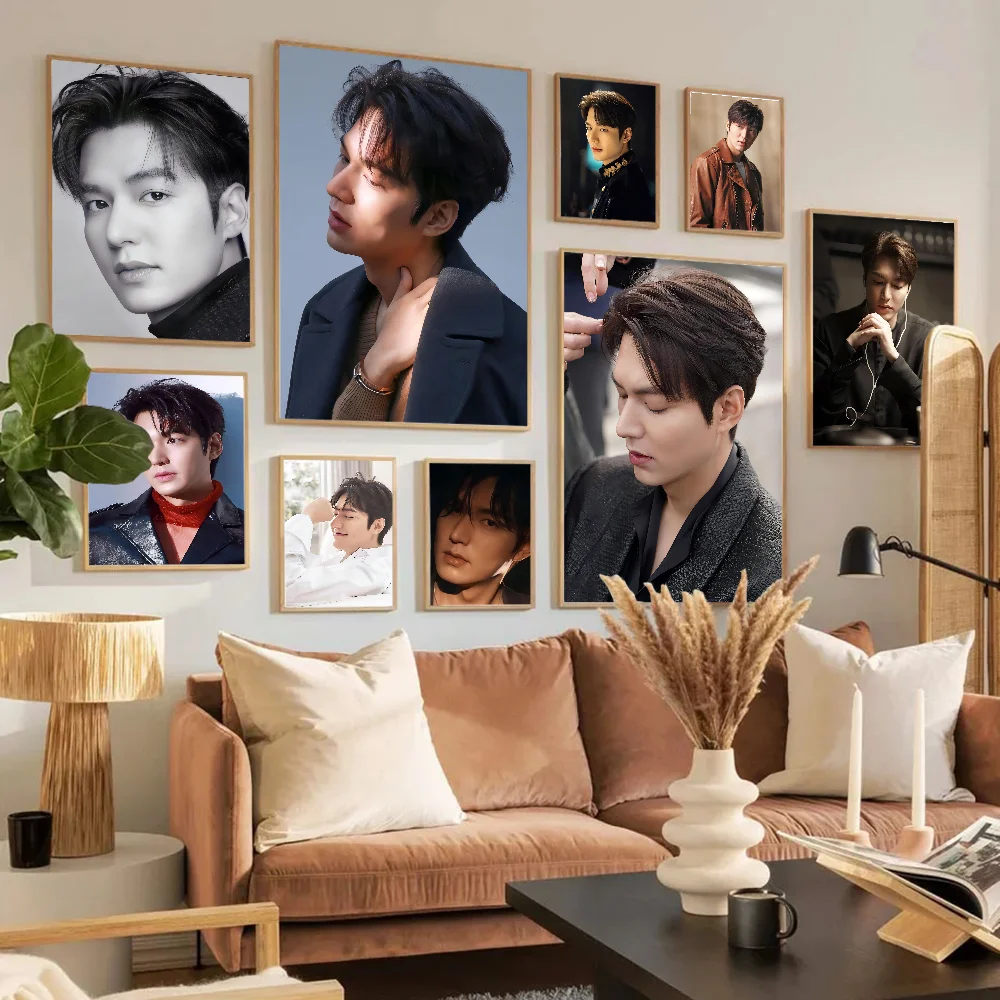 Lee Min Ho Whitepaper Poster Anime Poster adesivo di carta impermeabile appiccicoso Coffee House Bar Kawaii Room Decor