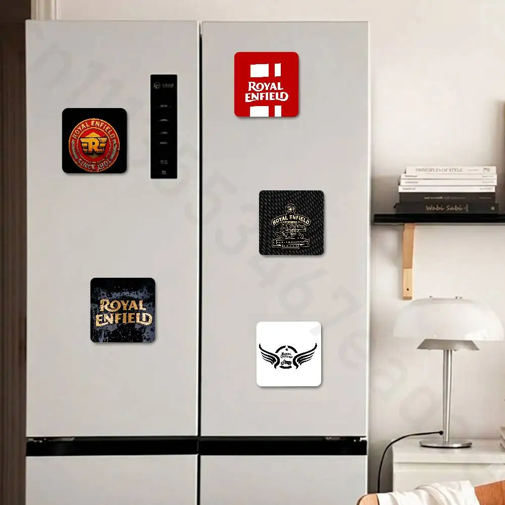 R-ROYALS E-ENFIELDS Logo Fridge Magnets Round Magnetic Refrigerator Decoration Memorial Gifts Wedding Favors