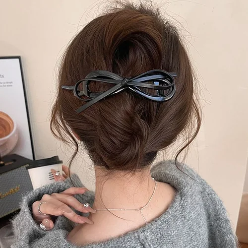 Imagen 2 del producto Pinzas para el cabello acrílicas huecas elegantes, lazo de cuero con estampado de leopardo, Clip de pico de pato para mujeres y niñas, pasadores giratorios antideslizantes para cola de caballo