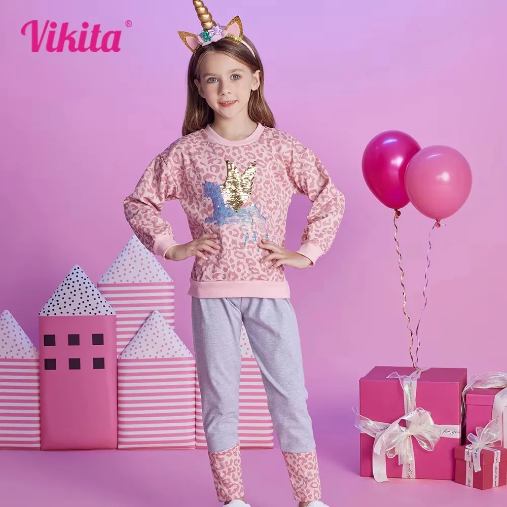 

Комплекты одежды VIKITA для девочек, детский повседневный спортивный свитшот и брюки с леопардовым принтом и аппликацией единорога, костюм из 2 предметов, детская одежда
