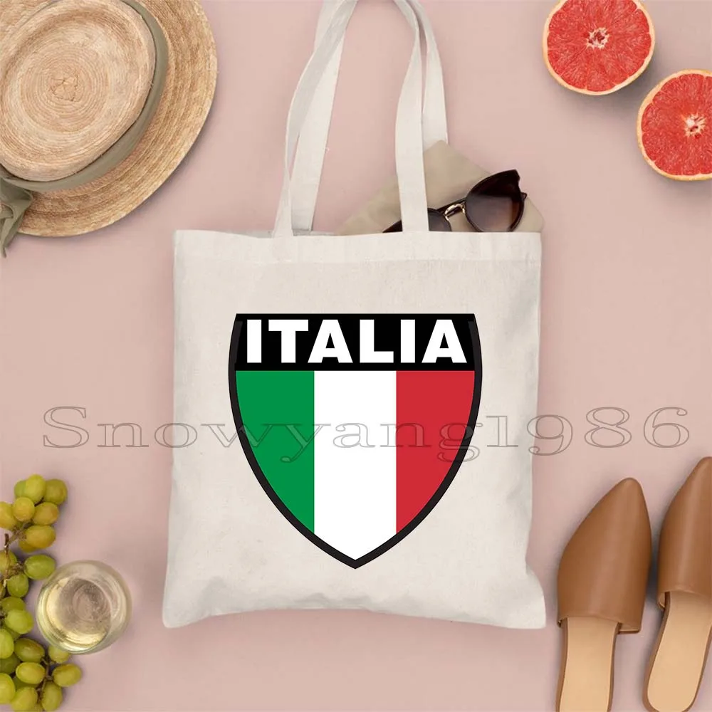 مابا دي لا بانديرا إيطاليا جينوا فلورنسيا بيسا توري ميلان صقلية إيطاليا روما إيطاليا بولسو دي مانو بولسو دي كراماز