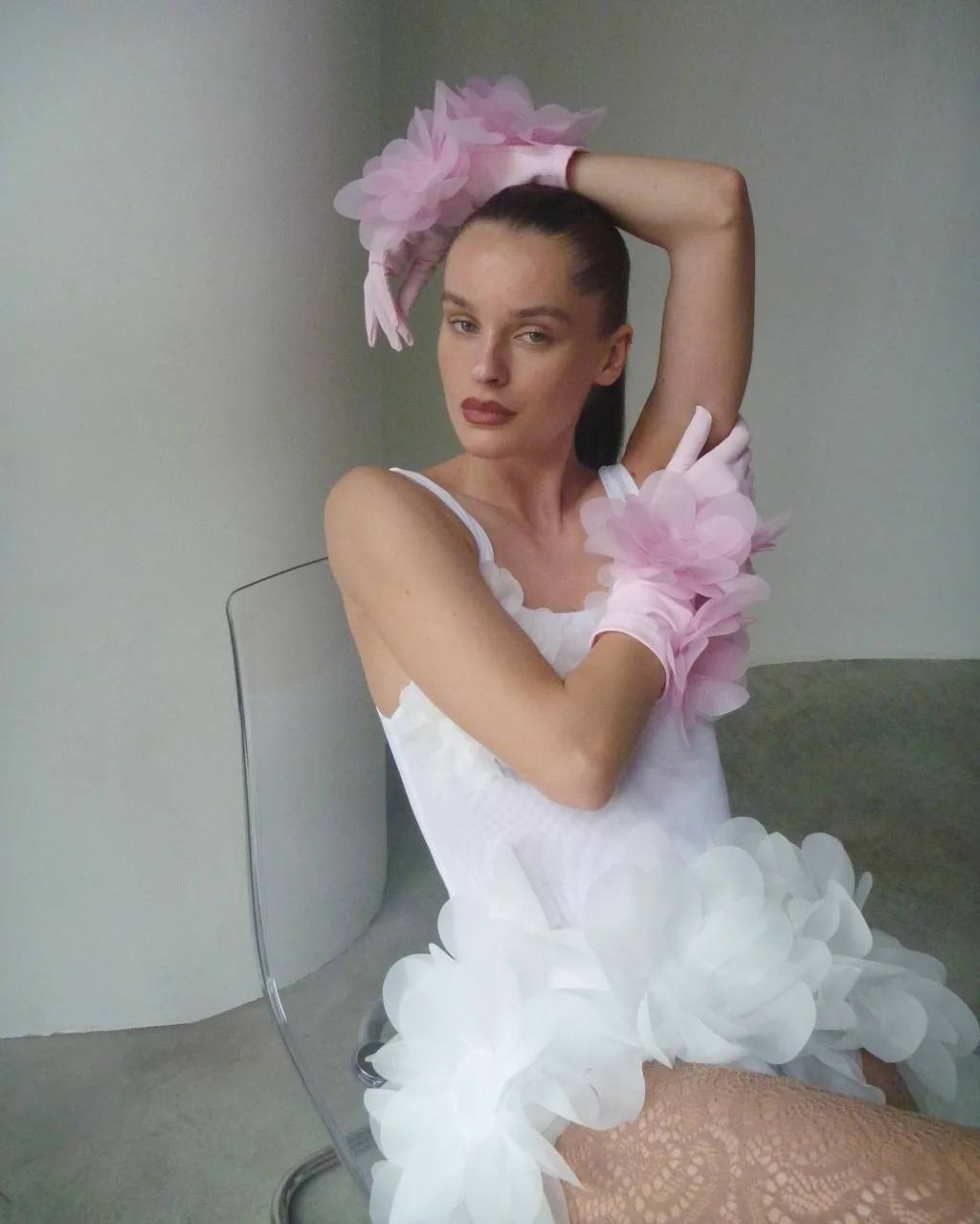 بدلة رومانسية من الأورجانزا مُزينة بنقشة الزهور وفستان جنية صغير باللونين الأبيض والوردي لحفلات الزفاف/الحفلة الراقصة TikTok رائجة 2026 من أي وقت مضى جميلة #4