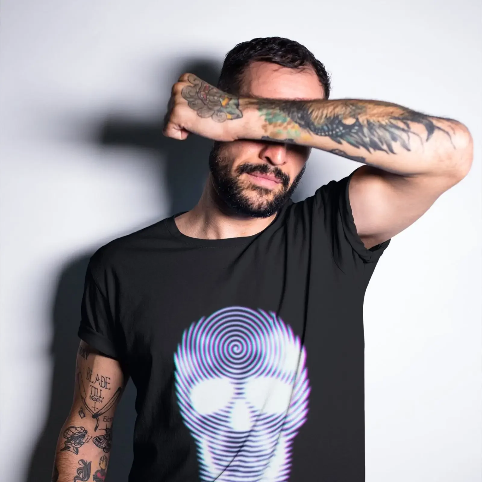 T-shirt vintage effet délavé « Illusions Époustouflantes Crâne Tourbillonnant » pour un style décontracté – Vêtements de créateur élégants pour homme, streetwear