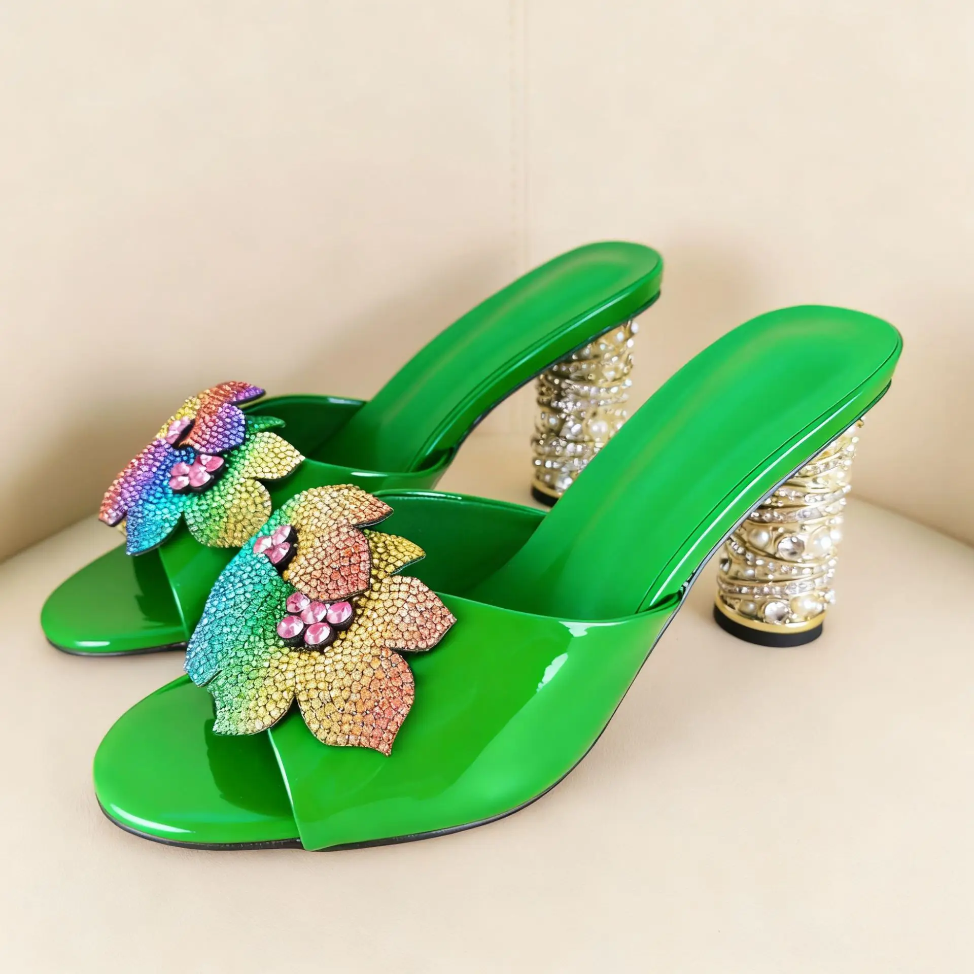 

Independent Station Ebay Personality Women Sandals Mules Diamond Sandals Wedding Shoes