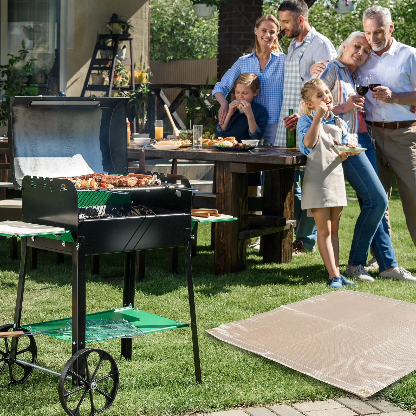 

Portable Outdoor Fire Retardant Blanket Fiberglass Fireproof Mat Camping Fireproof Blanket for Barbecue Picnic Safety