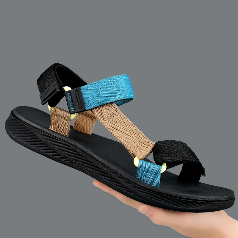 Sandalias clásicas para hombre, zapatos cómodos de verano, zapatos de playa de moda, ligeros y transpirables, adecuados para actividades al aire libre
